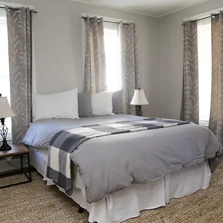 New One Bedroom Apartment Near Lake Winnipesaukee Wolfeboro Extérieur photo